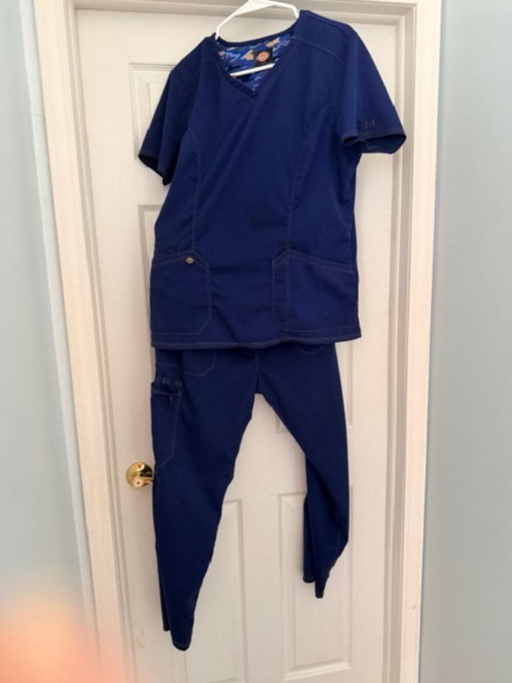 Dickies Nursing Scrubs